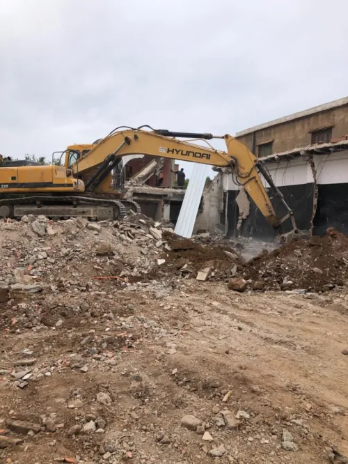 Tout les travaux demolition et terrassement