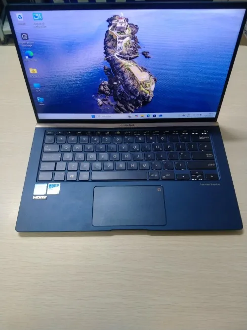 Asus