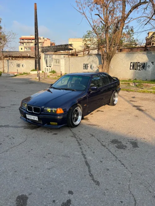 BMW Série 3 1996 E36 M52B25