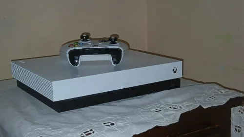 Xbox one x édition blanc