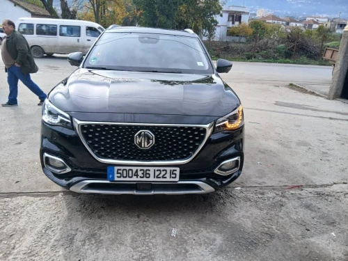 MG EHS 2022 Luxury