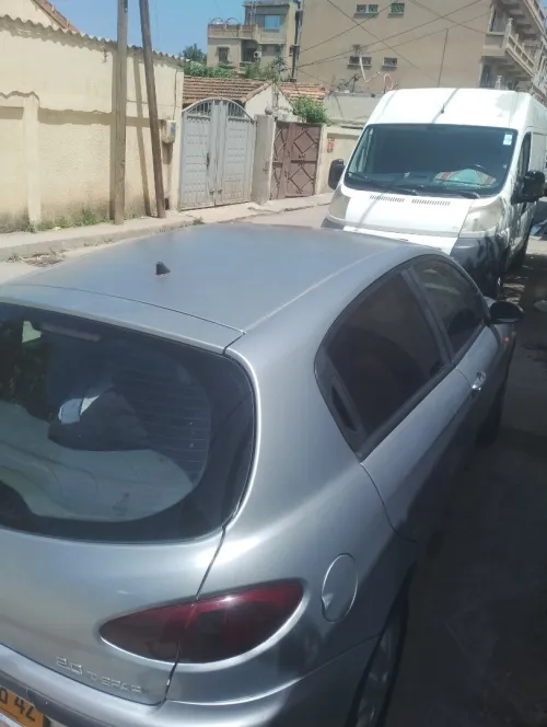 Alfa Romeo 147 2008 Twins park