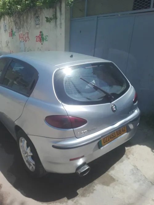 Alfa Romeo 147 2008 Twins park