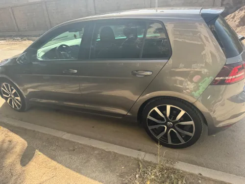 Volkswagen Golf 7 2017 Carrat