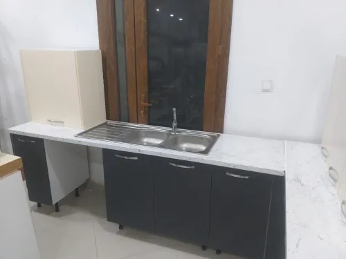 Cuisine moderne neuve non utilisé Caisson mdf face high gloss