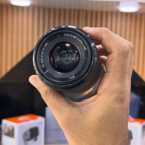 Sony 28-70mm f/3.5-5.6 en excellent état