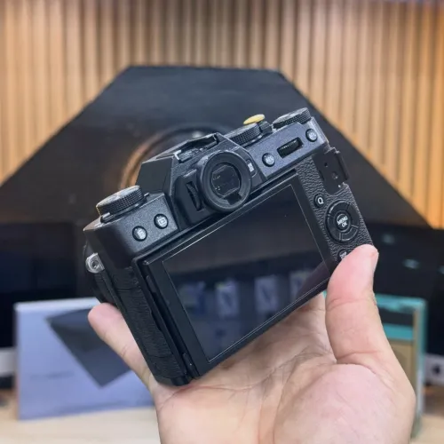 Fujifilm X-T20 avec 16-50mm f/3.5-5.6 en excellent état avec batterie