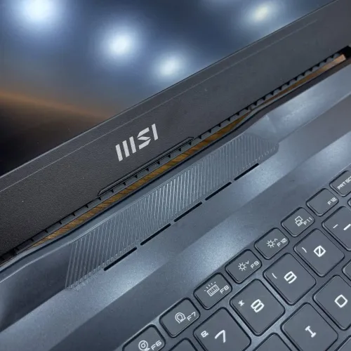 MSI PULSE 15 B13V