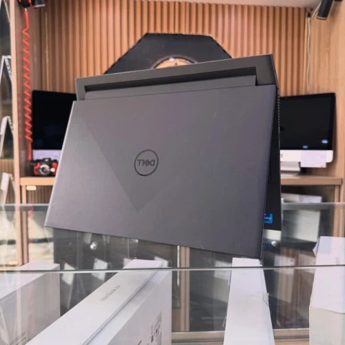DELL G15 I7 11800H 16GB/512GB