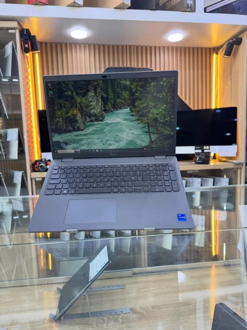 DELL LATITUDE 3540 I7-1355U 16GB/256GB