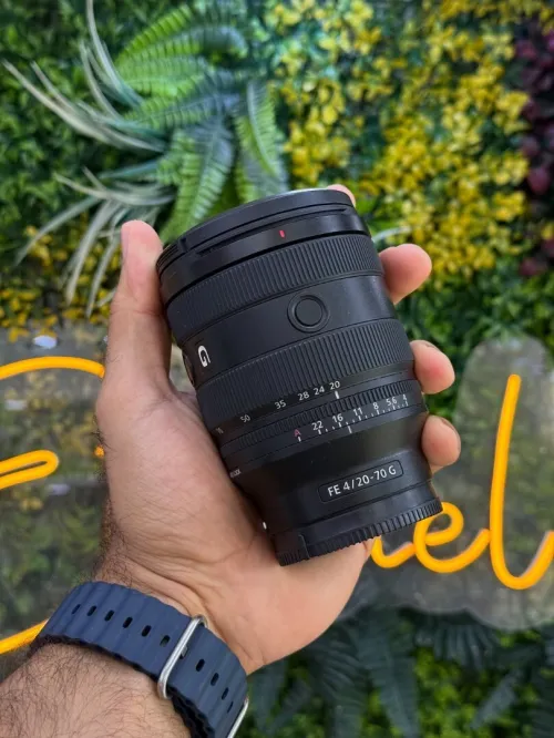 SONY 20-70 F4 