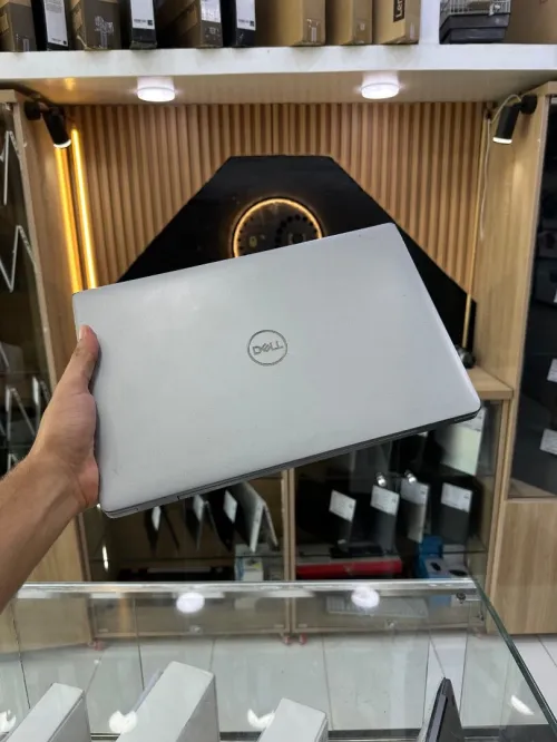 DELL LATITUDE 5520 I5 1135G7 8GB/256GB 15 POUCE FHD