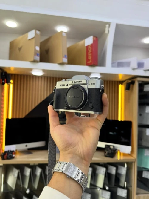 FUJIFILM Xt30 II boîtier nu en excellente état