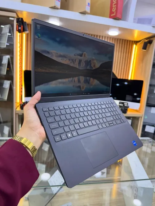 DELL VOSTOR 3520 I5 1235U 16GB/512GB