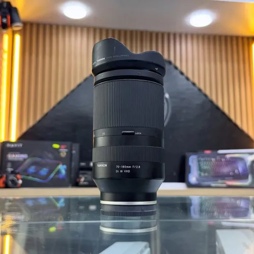 Tamron for sony 70-180mm f/2.8 en excellent état