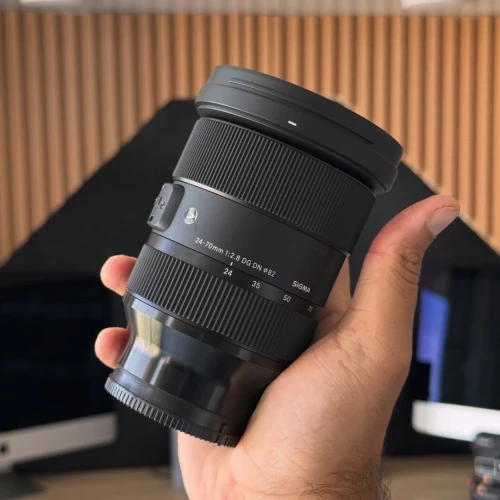 Sigma ART for sony 24-70mm f/2.8 DG DN en excellent état