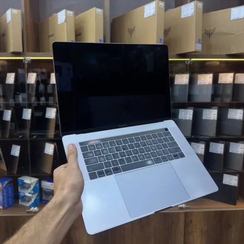 MACBOOK PRO 2017 TB I7 QUADCORE 16GB/512GB