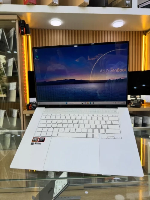 ASUS ZENBOOK S16 RYZEN AI 9 365 24 GB/1TB