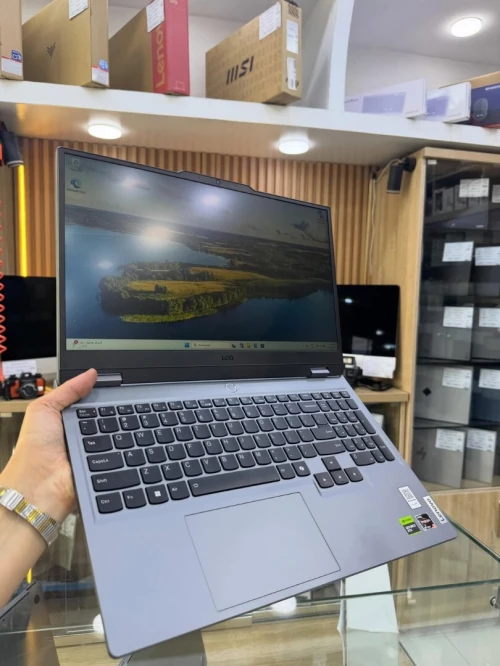 LENOVO LOQ RYZEN 5 7235HS 16GB/512GB NVIDIA RTX 3050 6GB VRAM