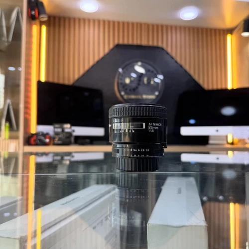 Nikon 85mm f/1.8 en excellent état
