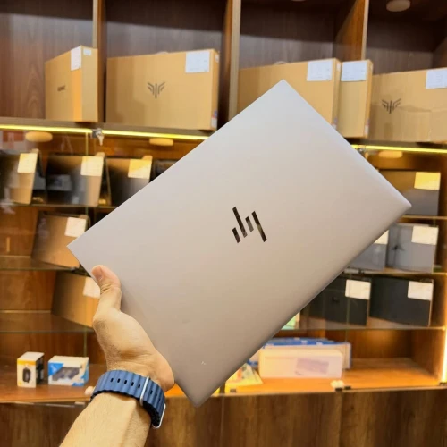 HP ZBOOK STUDIO 16  I9-13900H 64GB/1TB