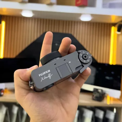 FUJIFILM X half neuf jamais utilisé sous emballage
