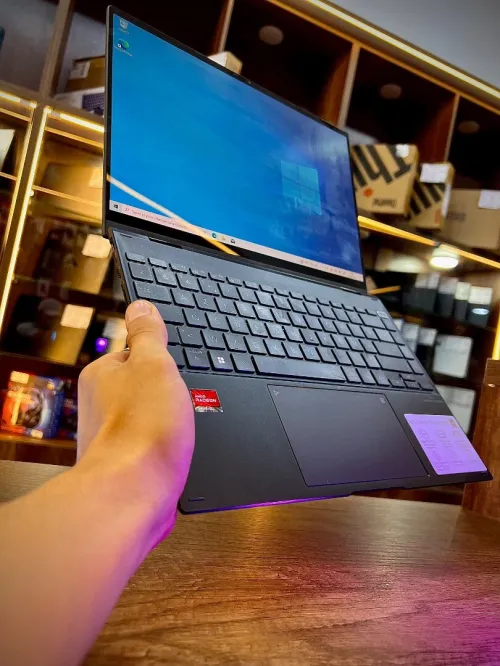 Asus zenbook 14Oled flip ryzen 9-5900 HX 16/1000 14pouces Oled 2k8 tactile X360