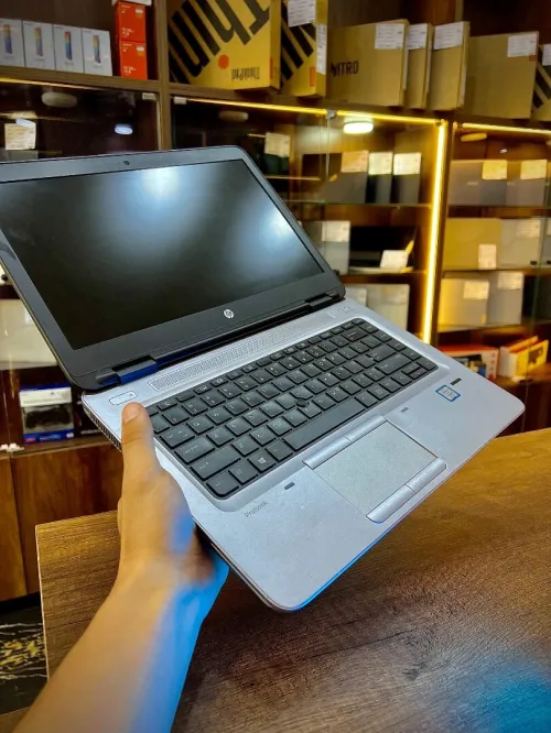 Hp probook 640 G3 i5-7300 8/256 INTEL UHD 14POUCES FHD