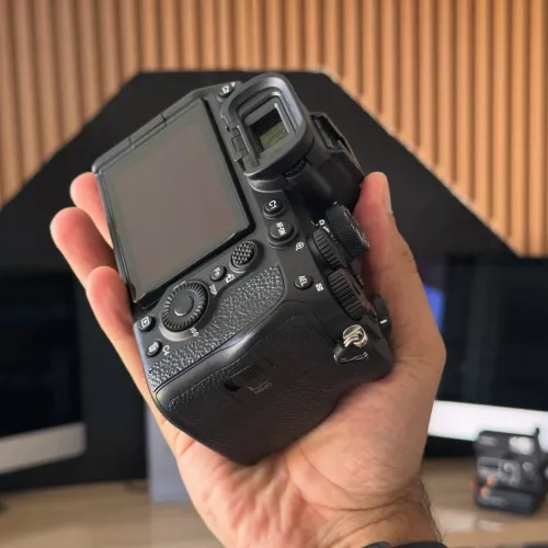 Sony A7 IV boitier nu comme neuf en excellent état batterie et chargeur
