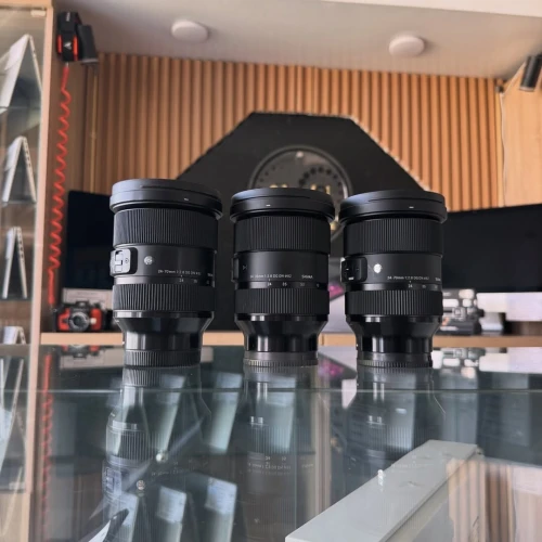 Sigma ART for sony 24-70mm f/2.8 DG DN en excellent état