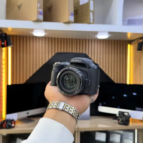 FUJIFILM FinePix SL240 avec objectif x24 Zoom en excellent état batterie