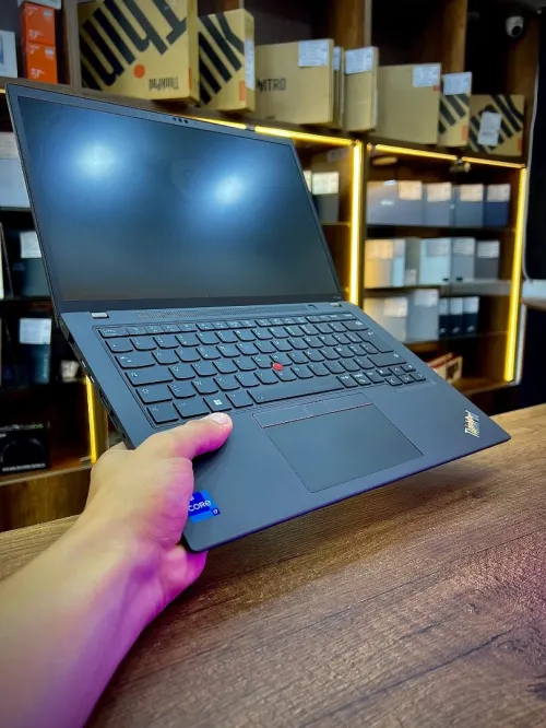 Lenovo thinkpad p14s i7-1370P 16/512 RTX A500 4GB 14pouces FHD