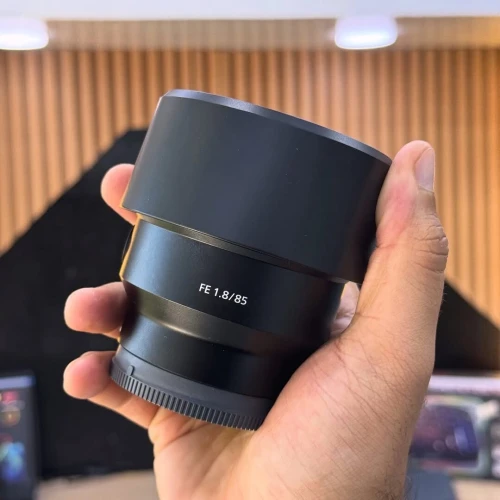 Sony 85mm f/1.8 en excellent état