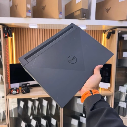 DELL G15 I7 11800H 16GB/512GB