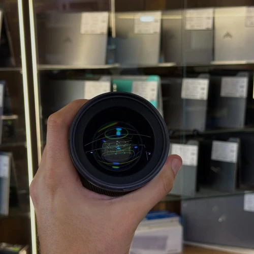 SIGMA FOR SONY 35MM F1.2 DG DN EN EXCELLENT ETAT AVEC DEUX BOUCHONS