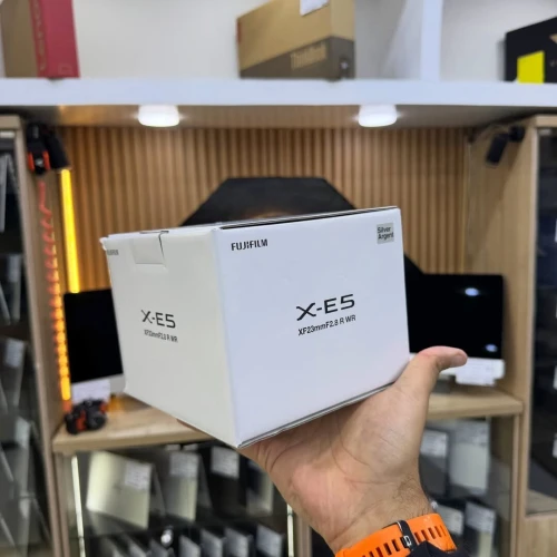 Fujifilm X-E5 avec 23mm f/2.8 WR neuf jamais utilisé