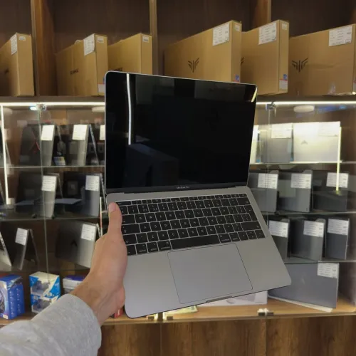 MACBOOK PRO 2017 I5 DUAL CORE 8GB/128GB