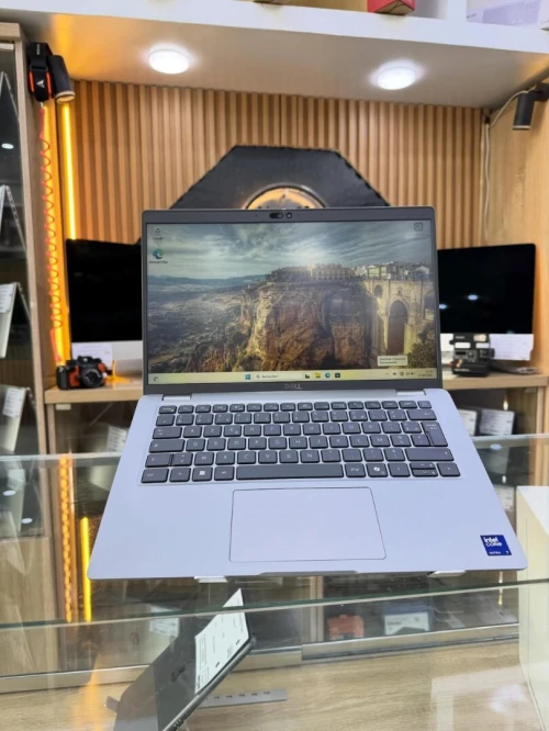 DELL LATITUDE 5450 CORE ULTRA 7-165U 16GB/512GB