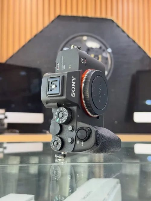 Sony A7R IV boitier nu en excellent état batterie et chargeur
