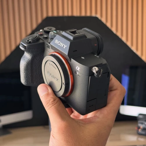 Sony A7 IV boitier nu comme neuf en excellent état batterie et chargeur