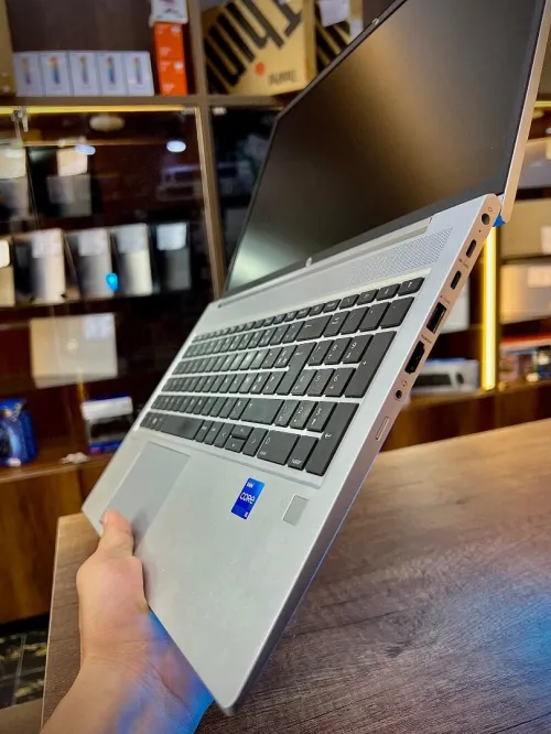 Hp probook 450 G10 intel i5-1335U 16/512 intel iris xe 15pouce FHD