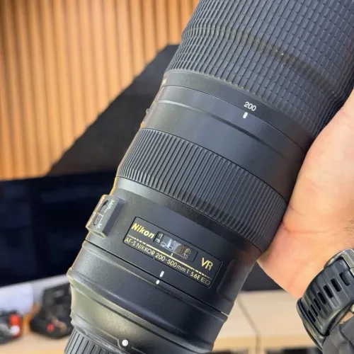Nikon 200-500mm f/5.6 ED en excellent état