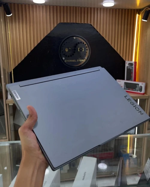 LENOVO LEGION 5 GAMING i7 14650HX 32GB/512GB RTX 4070 8GB 16POUCE 2K 165HZ 