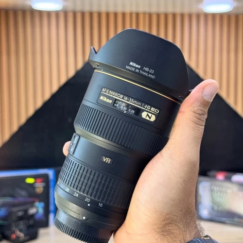 Nikon af-s nikkor 16-35mm f/4 serie N en excellent état