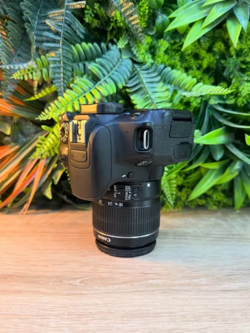 Canon 700D