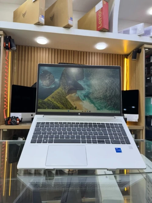 HP PROBOOK 450 G10 I5-1335U 8GB/256GB