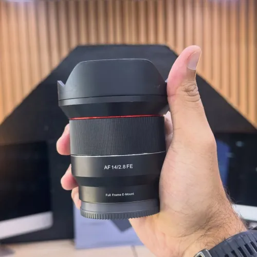 Samyang for sony 14mm f/2.8 en excellent état