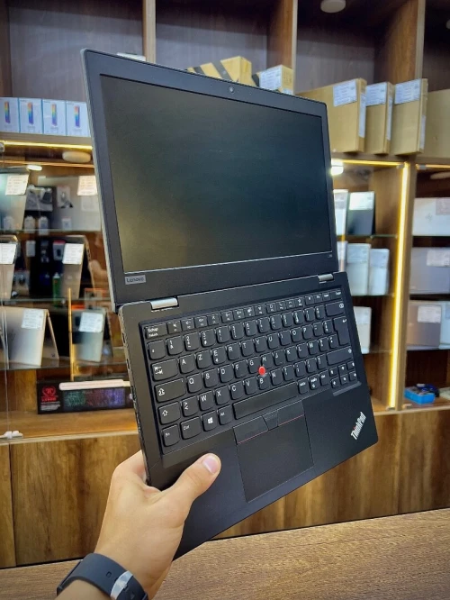 Lenovo thinkpad L380 i3-8130U 8/256 13 pouces fhe