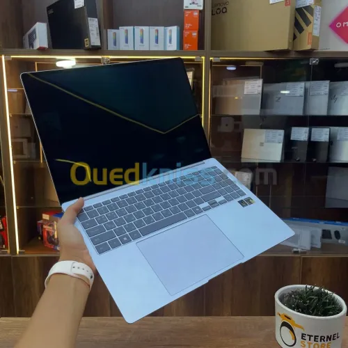 SAMSUNG GALAXYBOOK 4 EDGE