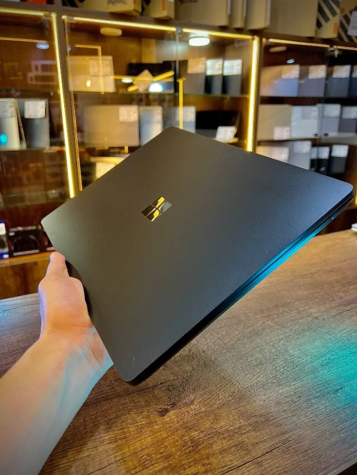 surface laptop 4 core i5-1185 G7 16GB/512GB